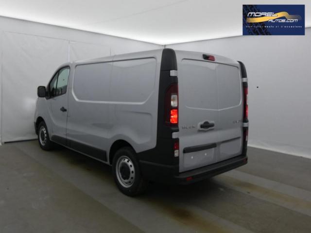 Renault Trafic image 9
