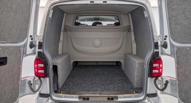 Volkswagen Transporter image 6