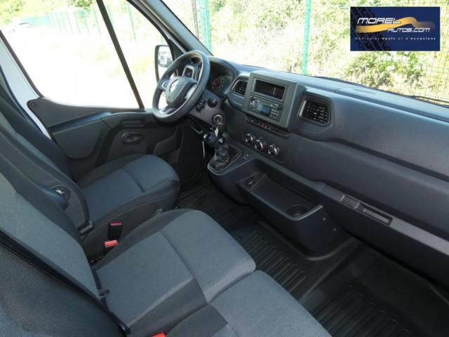 Renault Master image 1