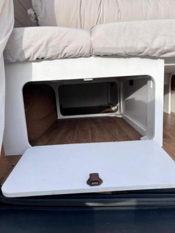 Volkswagen Transporter image 5