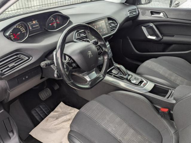 Peugeot 308 image 5