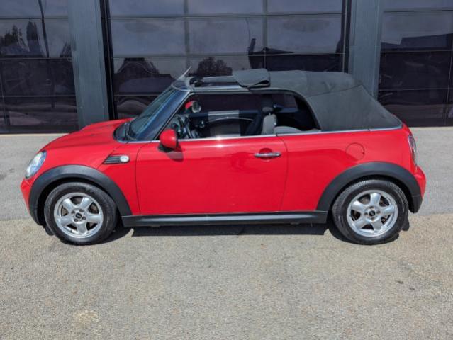 Mini Cabrio image 9