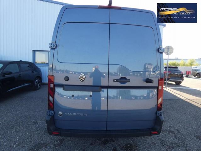 Renault Master image 3