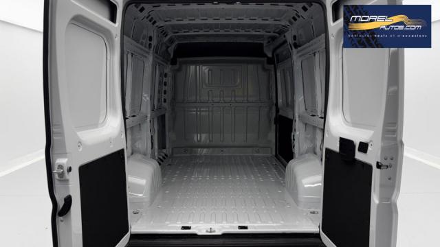 Peugeot Boxer image 9