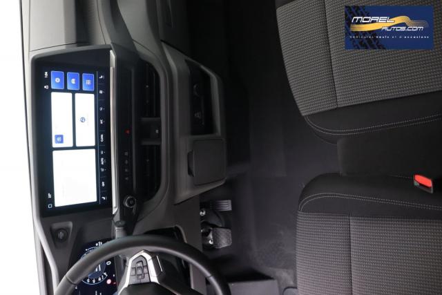 Volkswagen Transporter image 9