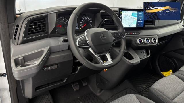 Renault Master image 9