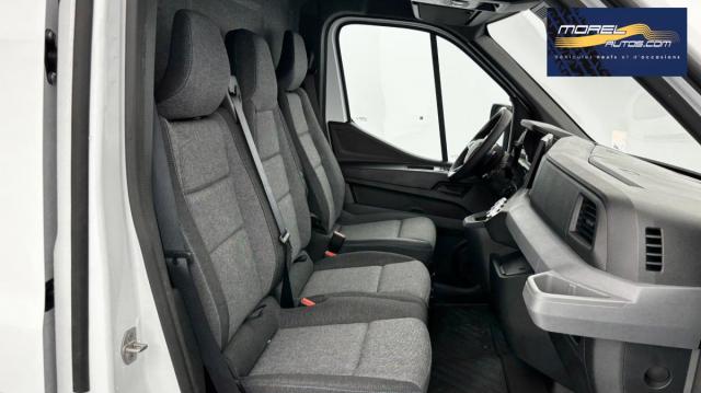 Renault Master image 1