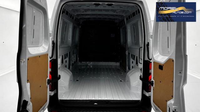 Renault Master image 8