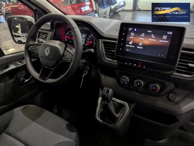 Renault Trafic image 9