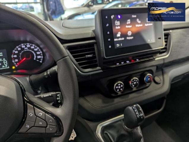 Renault Trafic image 4