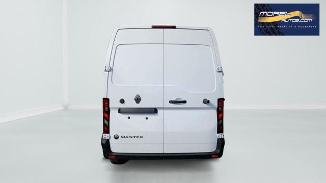 Renault Master image 8