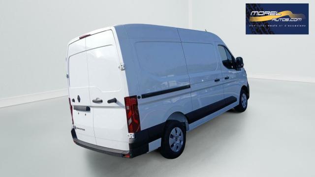 Renault Master image 9