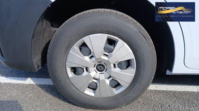 Renault Master image 1