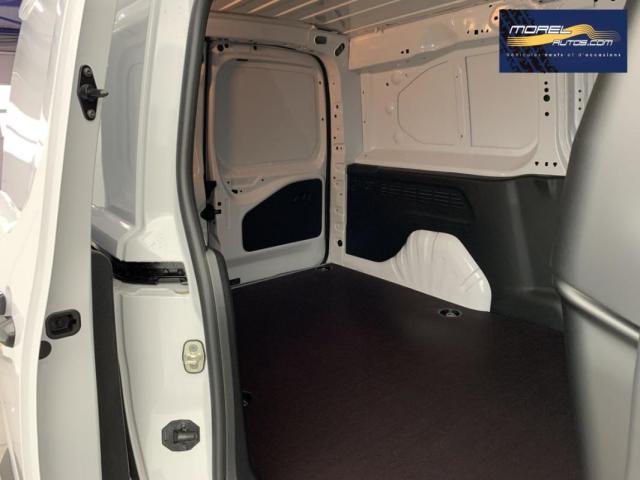 Peugeot Partner image 2