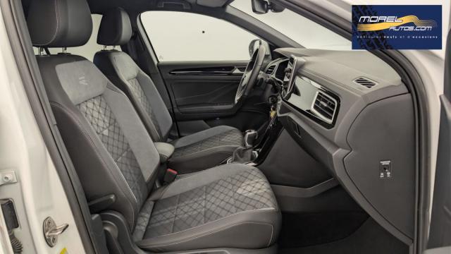 Volkswagen T-Roc image 8