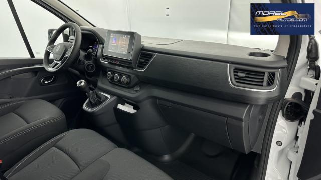 Renault Trafic image 8