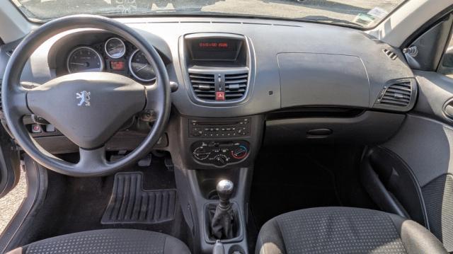 Peugeot 206+ image 5