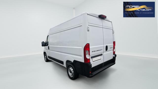 Peugeot Boxer image 1