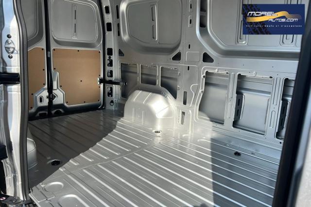 Renault Master image 1