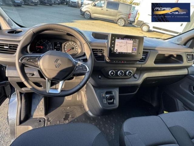 Renault Trafic image 4
