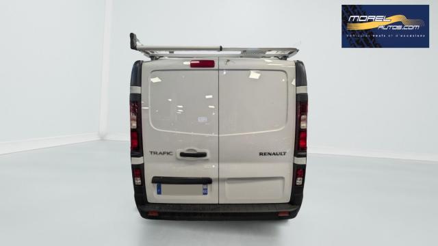 Renault Trafic image 9
