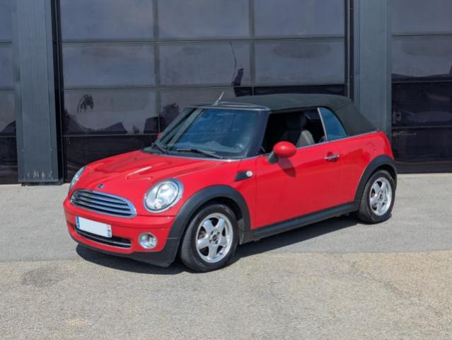 Mini Cabrio image 2