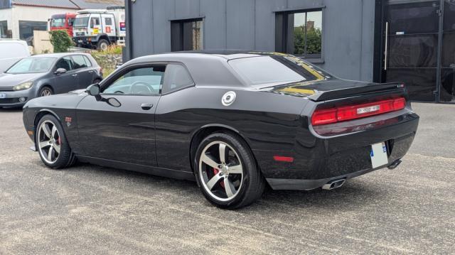 Dodge Challenger image 9