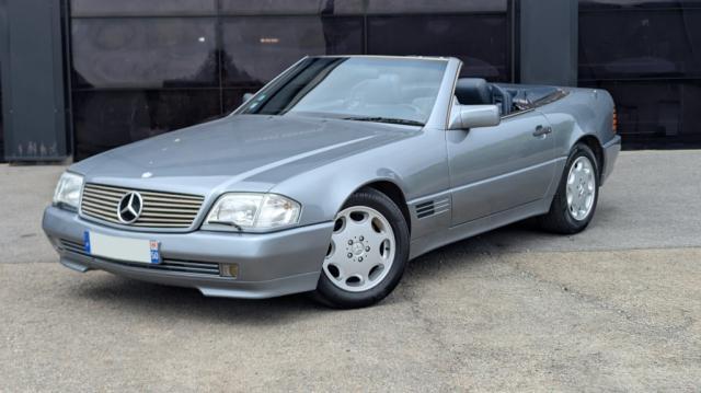 Mercedes Benz 300 image 3