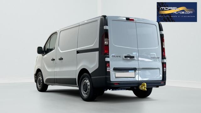 Renault Trafic image 2