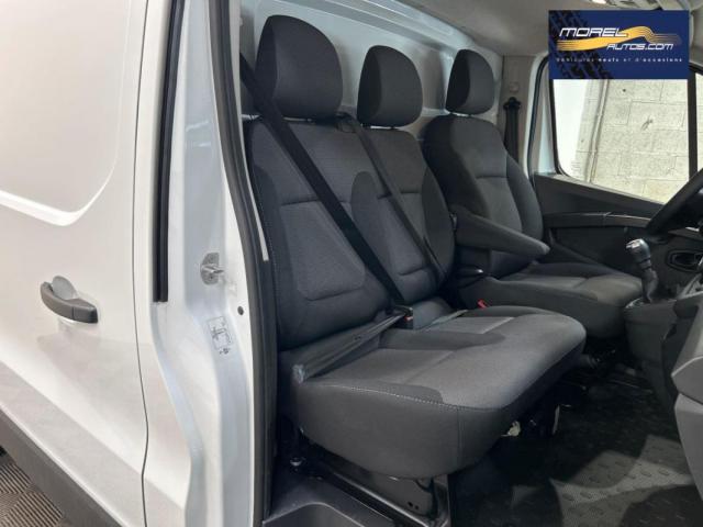 Renault Trafic image 3