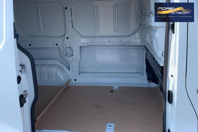 Renault Trafic image 7
