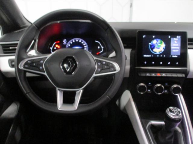 Clio image 2