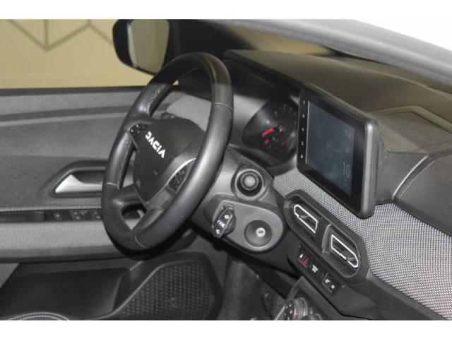 Dacia Jogger image 1