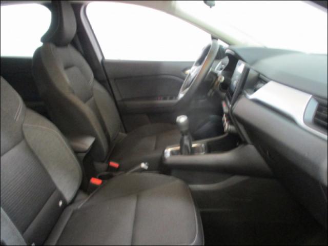 Renault Captur image 1