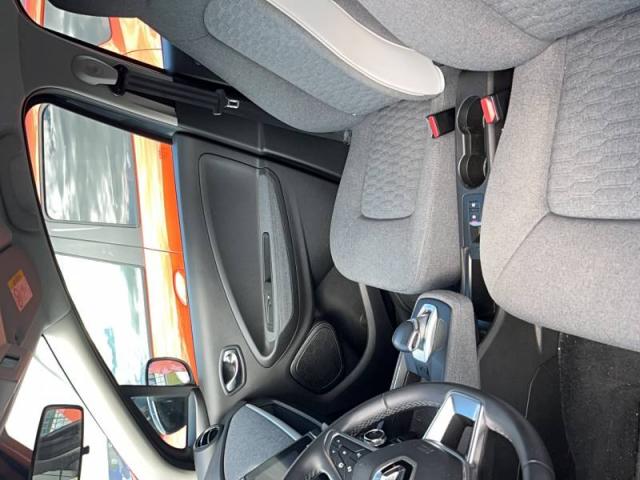 Renault Zoe image 9