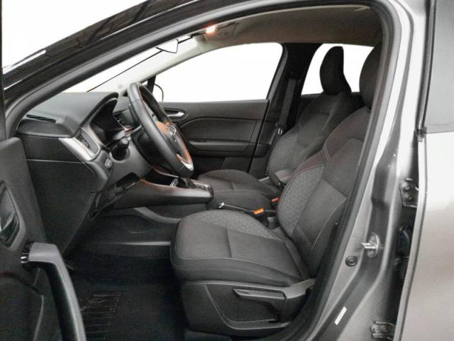 Renault Captur image 8