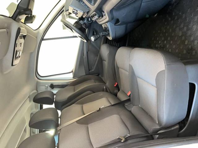 Renault Trafic image 7