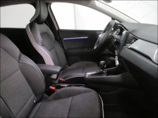 Renault Captur image 9