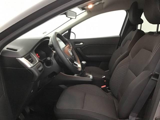Renault Captur image 2
