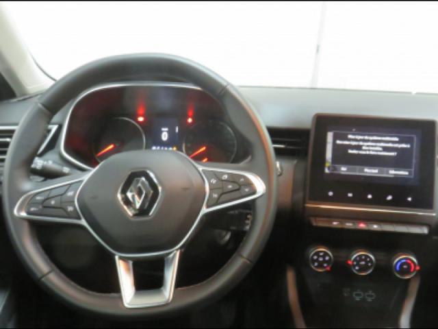 Renault Clio image 2
