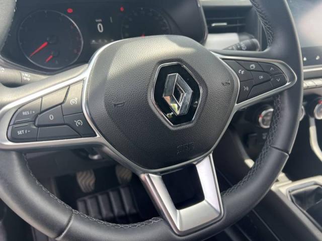Renault Clio image 2
