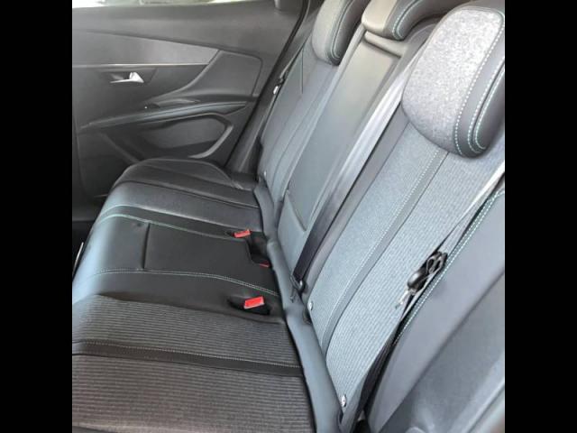 Peugeot 3008 image 6