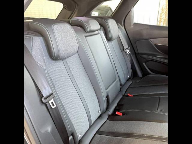 Peugeot 3008 image 4