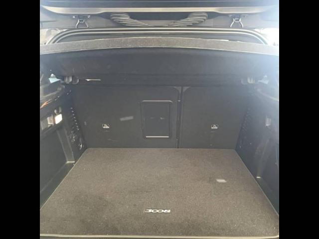 Peugeot 3008 image 1
