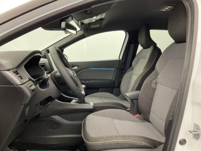 Renault Captur image 1