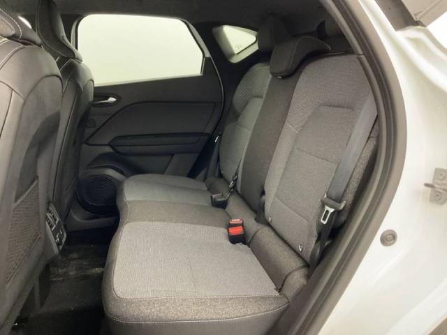 Renault Captur image 8