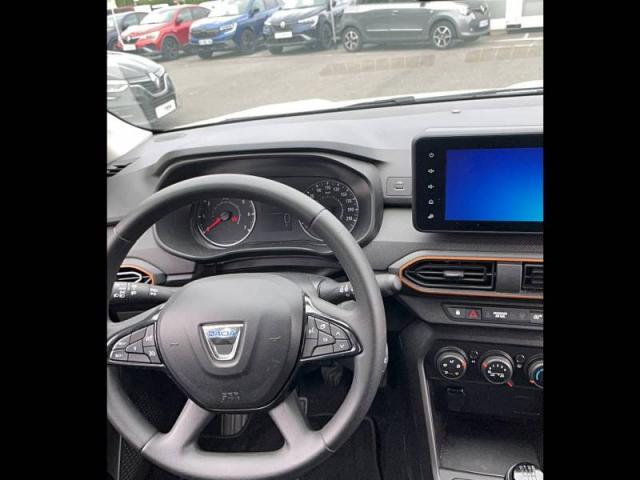 Dacia Sandero image 6