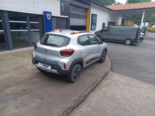 Dacia Spring image 2