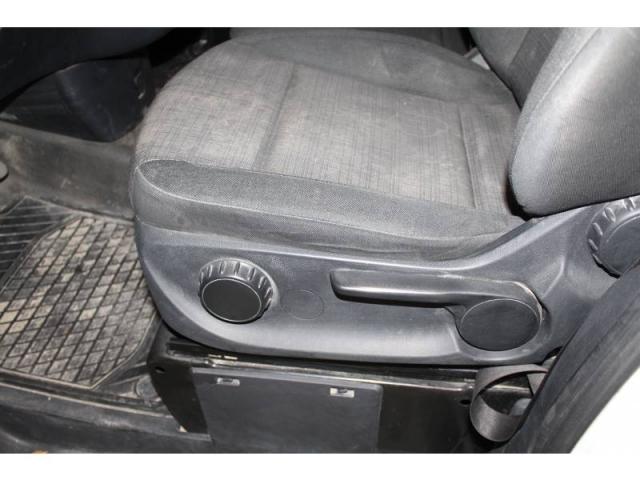 Mercedes Benz Vito image 6