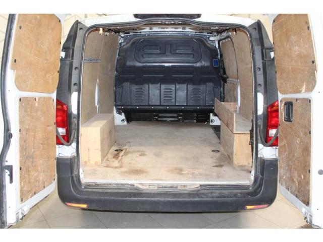 Mercedes Benz Vito image 8